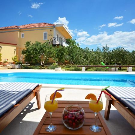Villa Oliva Kastela Exterior photo