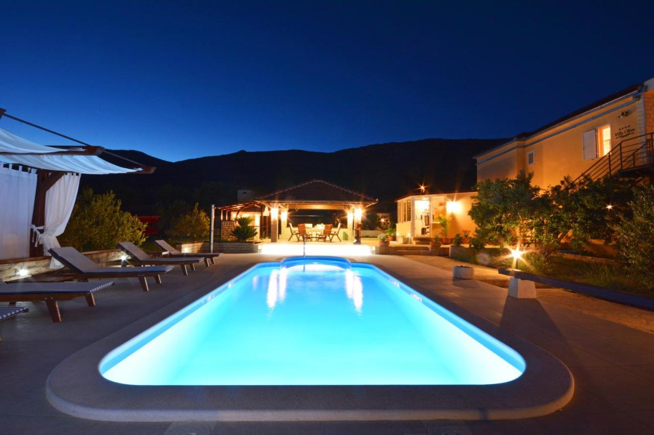 Villa Oliva Kastela Exterior photo