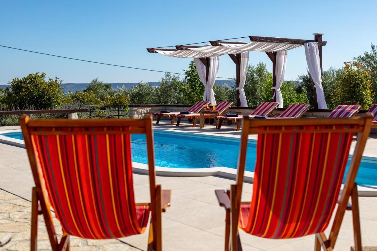 Villa Oliva Kastela Exterior photo